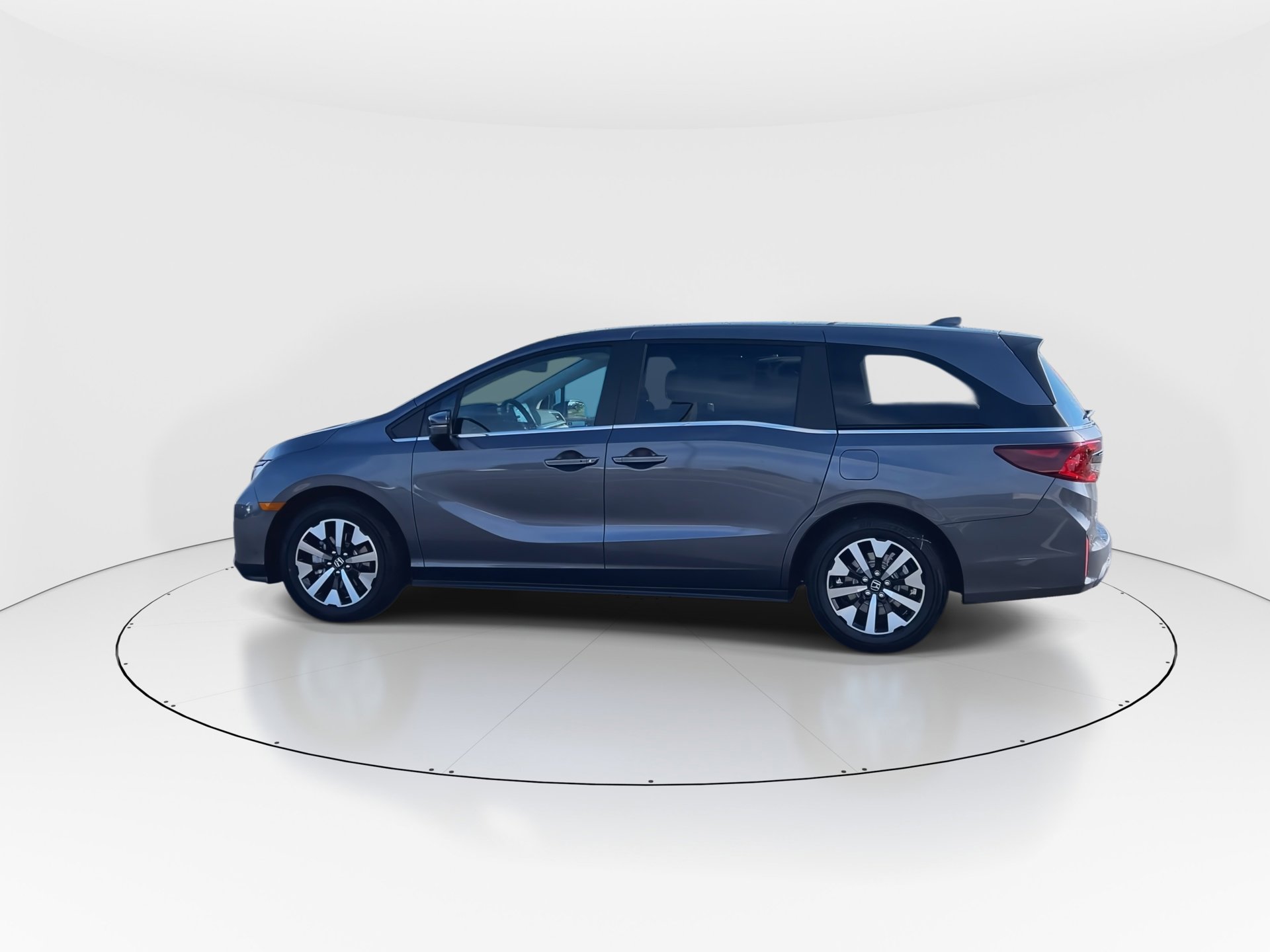 2026 Honda Odyssey EX-L photo 4