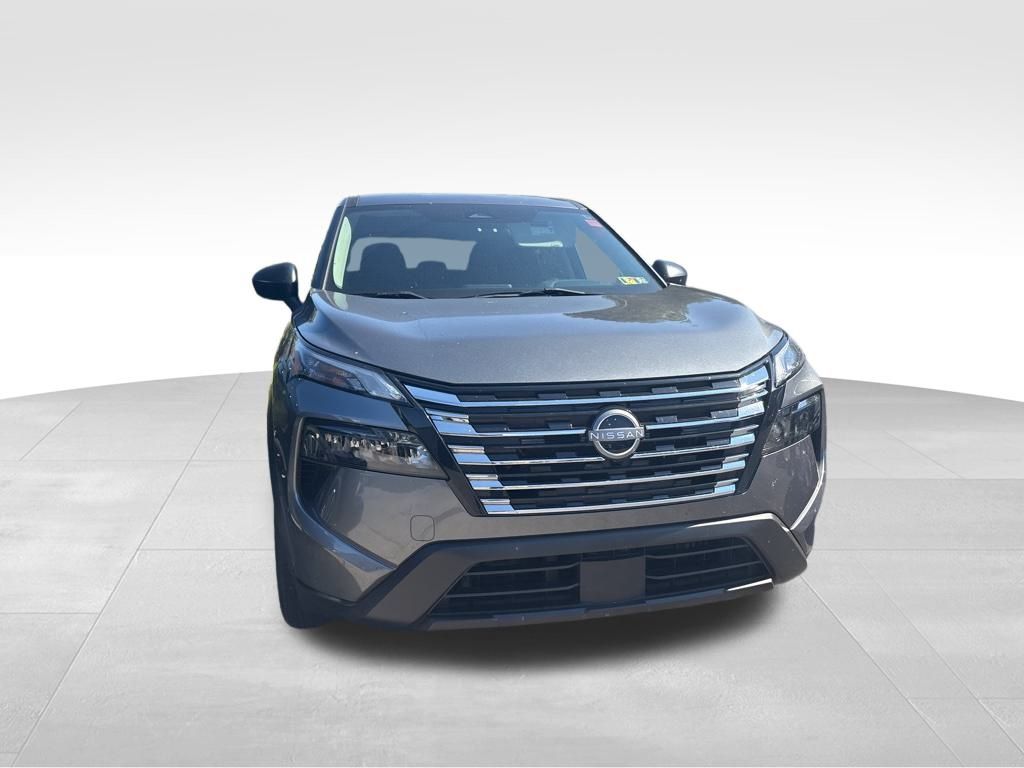 2024 Nissan Rogue S photo 11