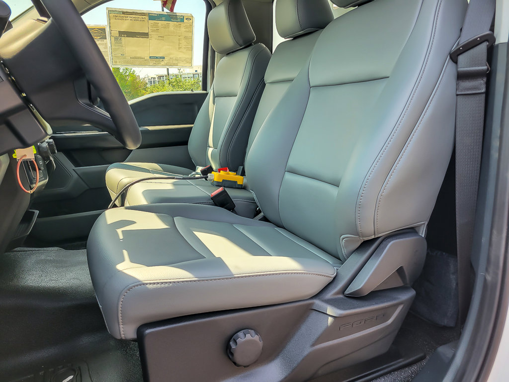 2025 FORD F-450 - Image 8