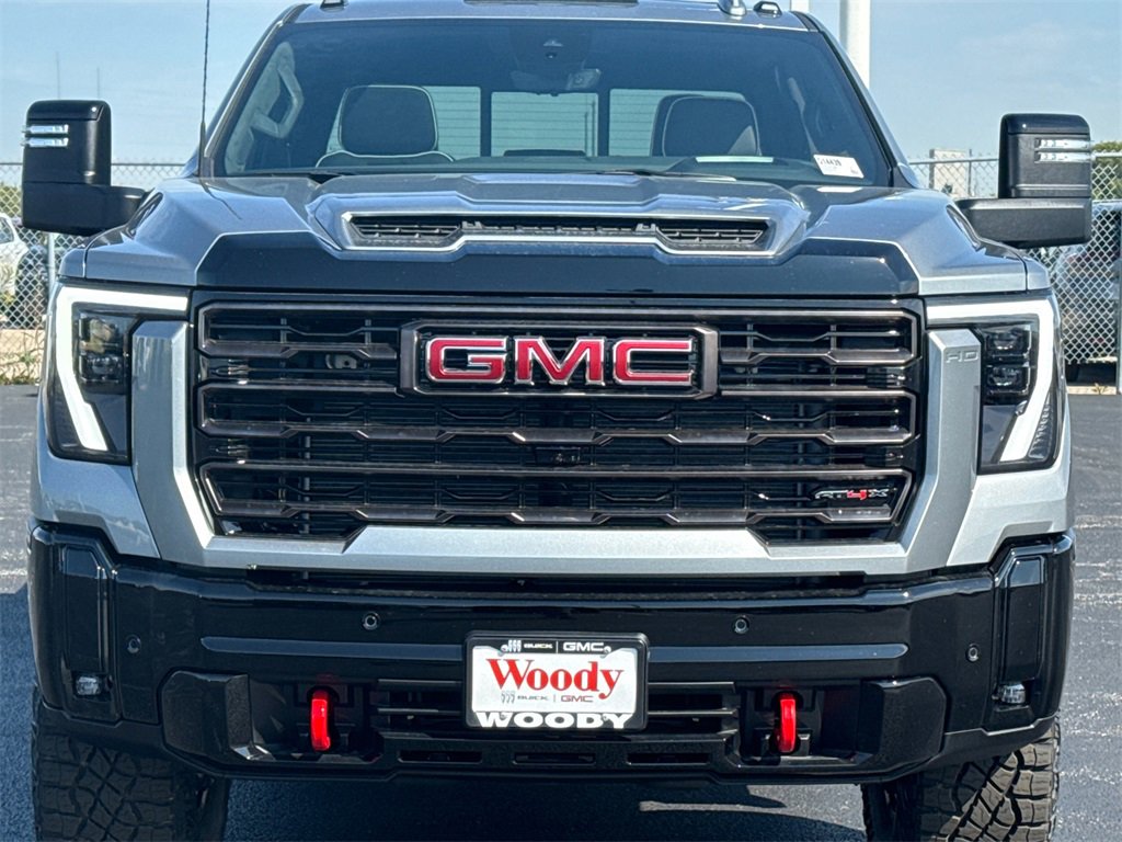 2026 Gmc Sierra 2500 HD AT4X photo 3