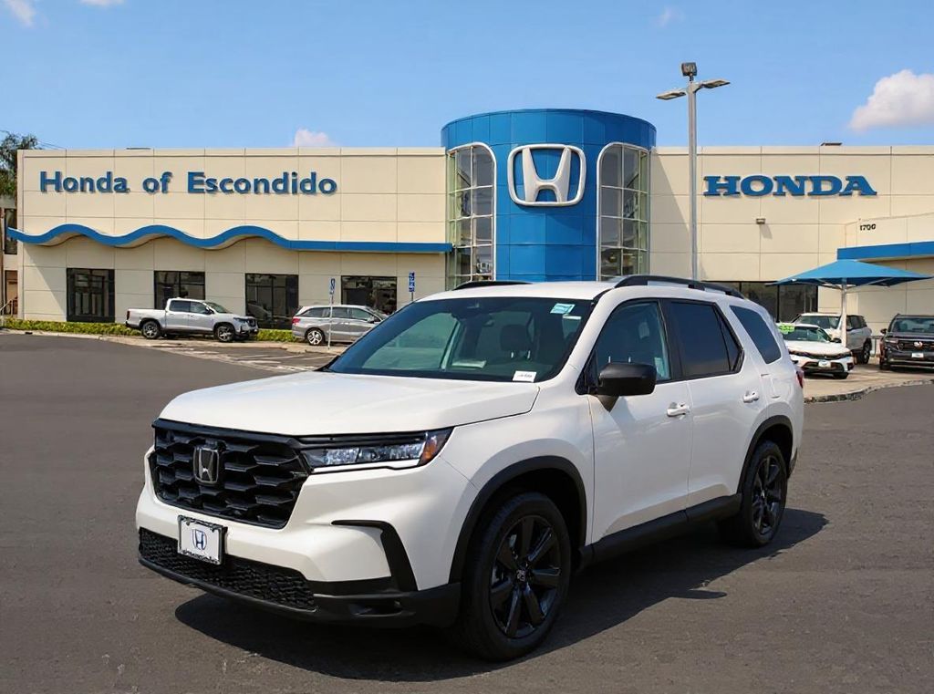 2025 Honda Pilot Sport's photo