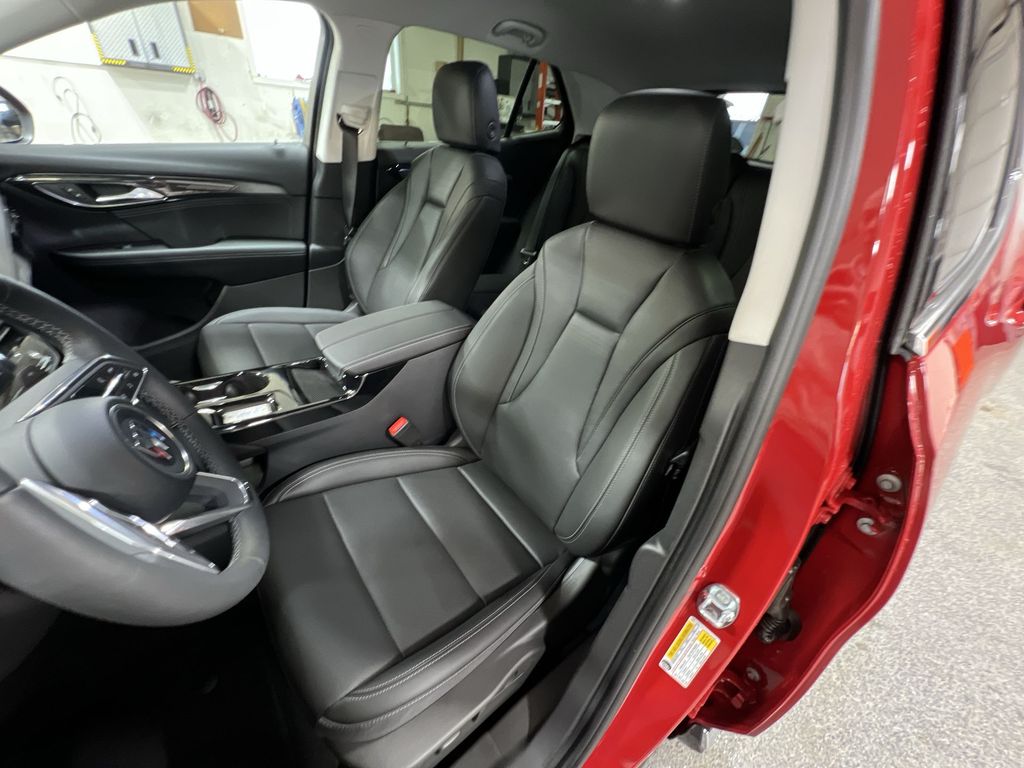 2025 Buick Envision Preferred photo 18