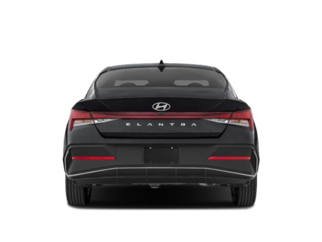 2025 Hyundai Elantra SE photo 5