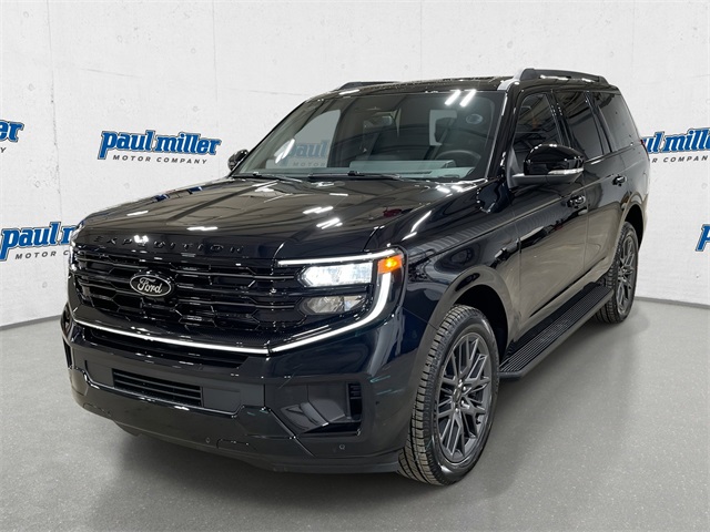 2026 Ford Expedition Platinum's photo