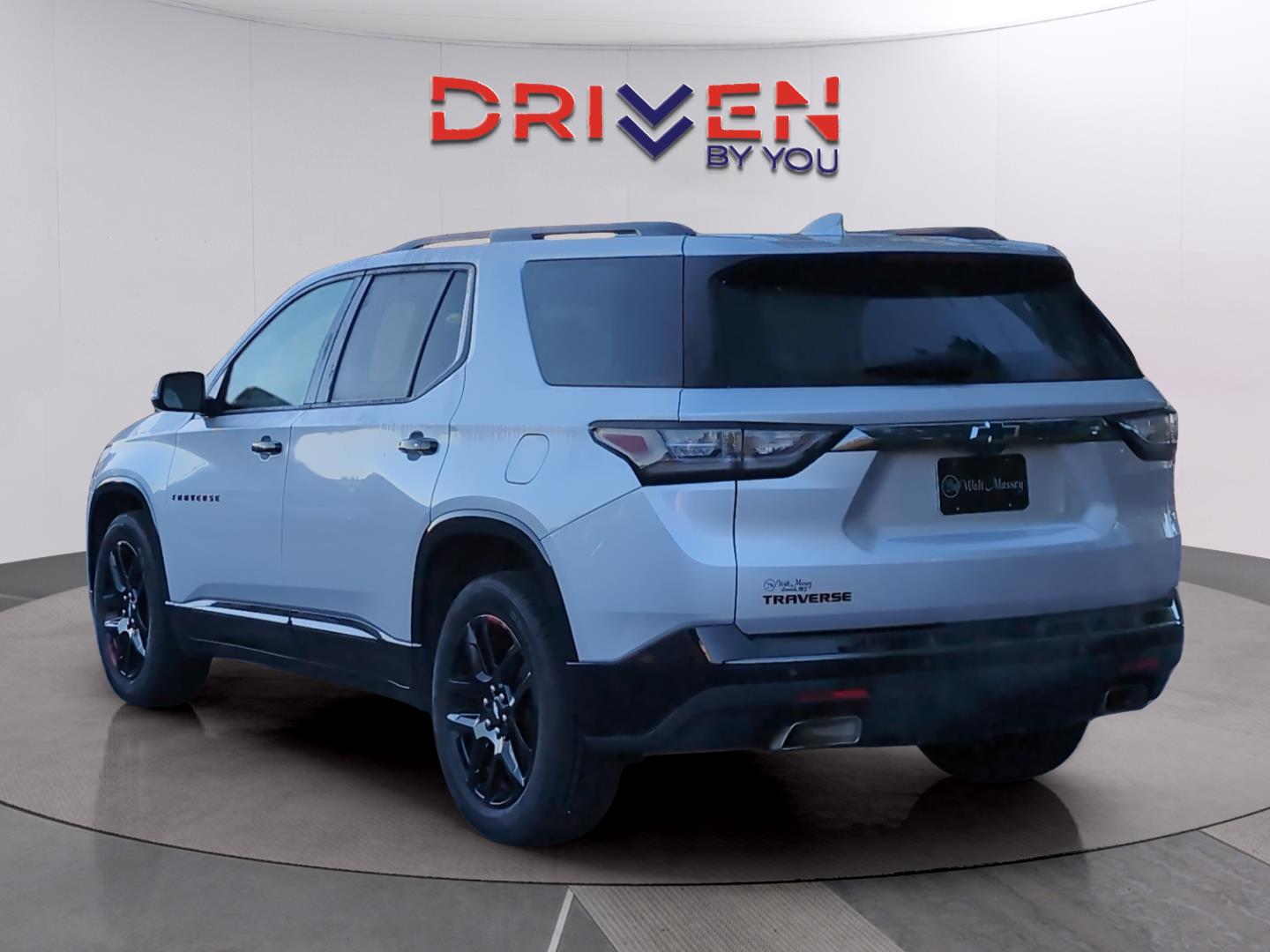 2018 Chevrolet Traverse Premier photo 3