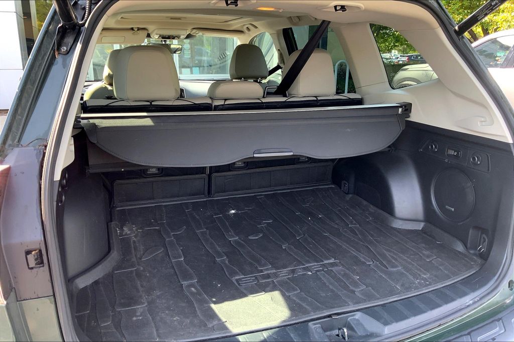 2022 Subaru Forester Limited photo 24