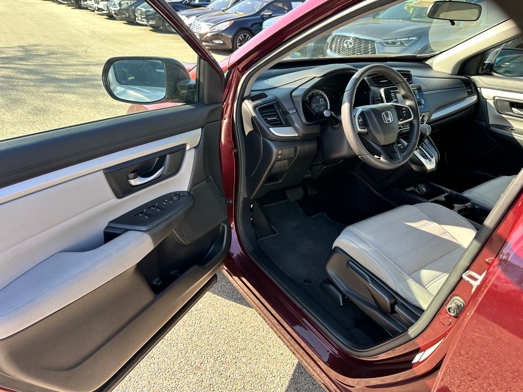 2019 Honda CR-V LX photo 10