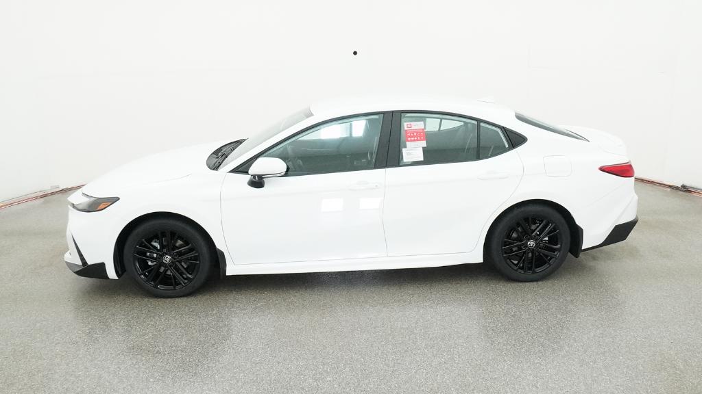 2025 Toyota Camry SE photo 9