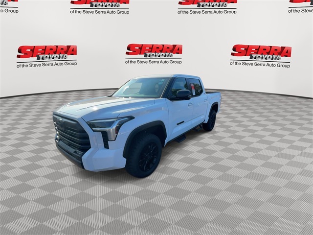 2026 Toyota Tundra SR5 CrewMax photo 5