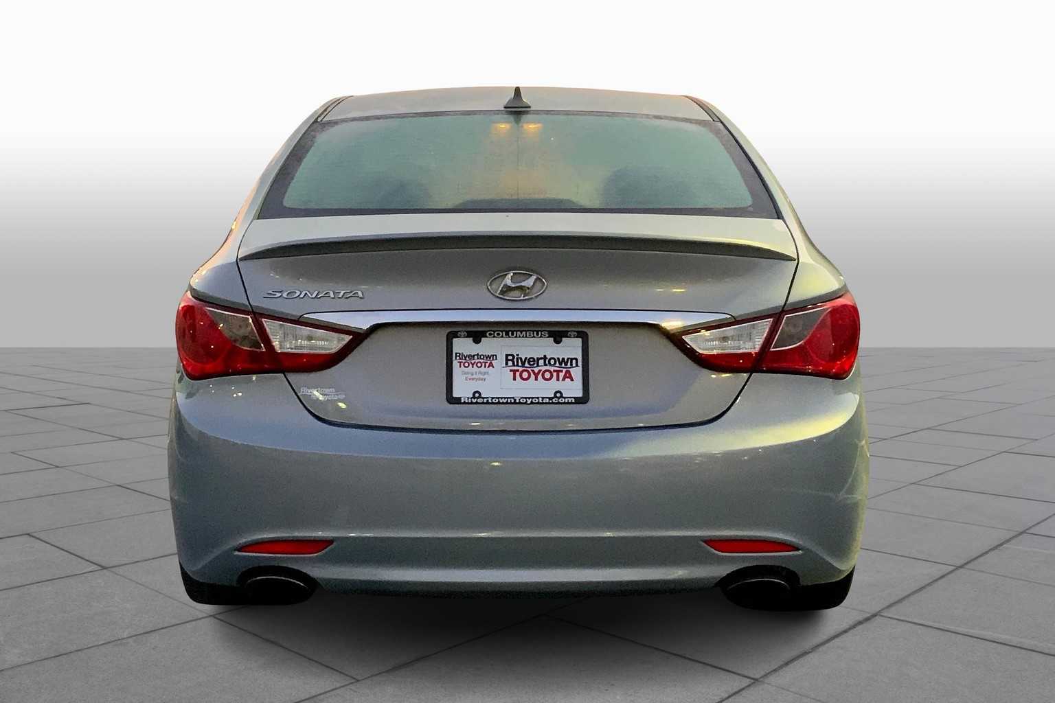 2012 Hyundai Sonata SE photo 4