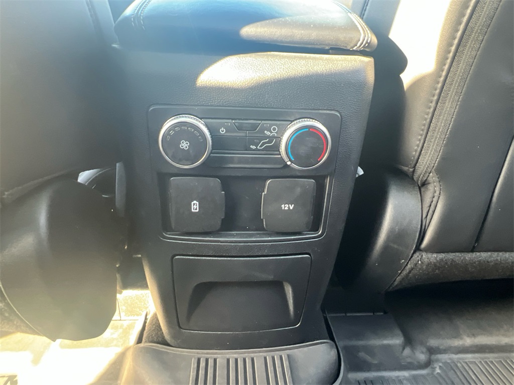 2022 Ford Explorer XLT photo 32