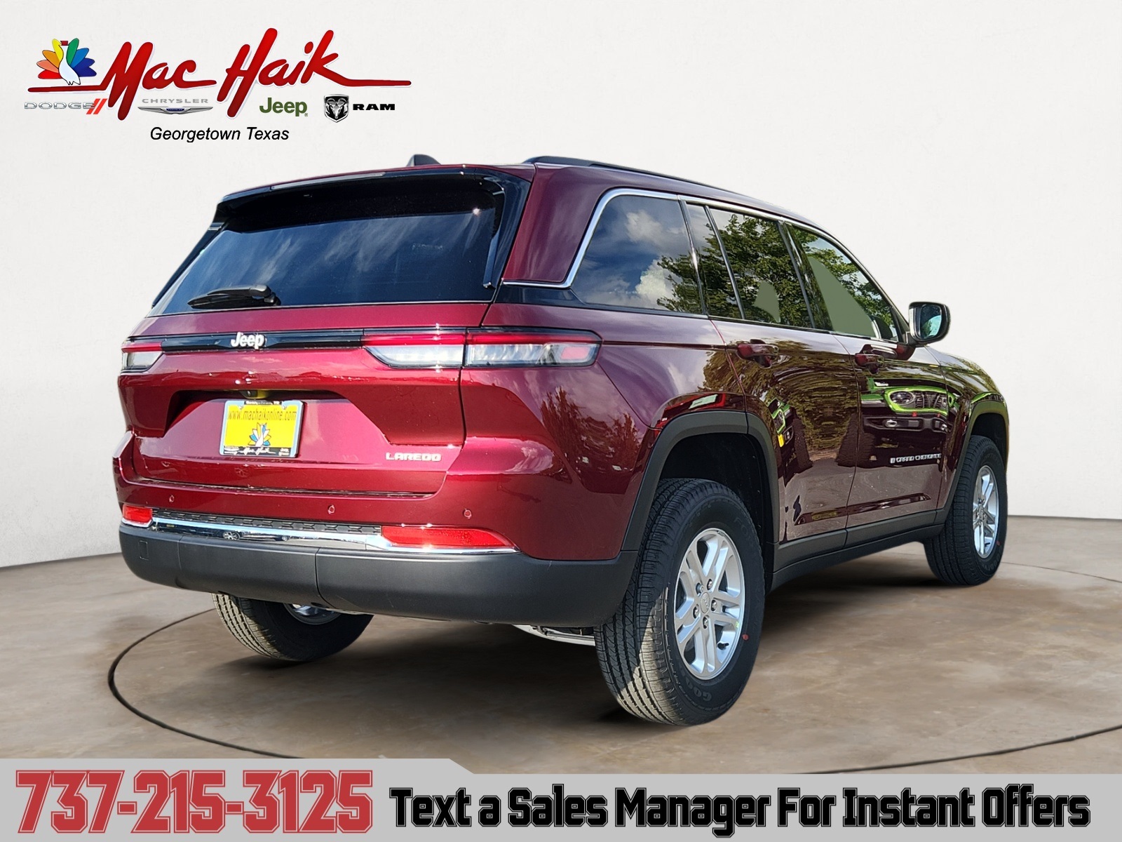 2025 Jeep Grand Cherokee Laredo Altitude photo 4