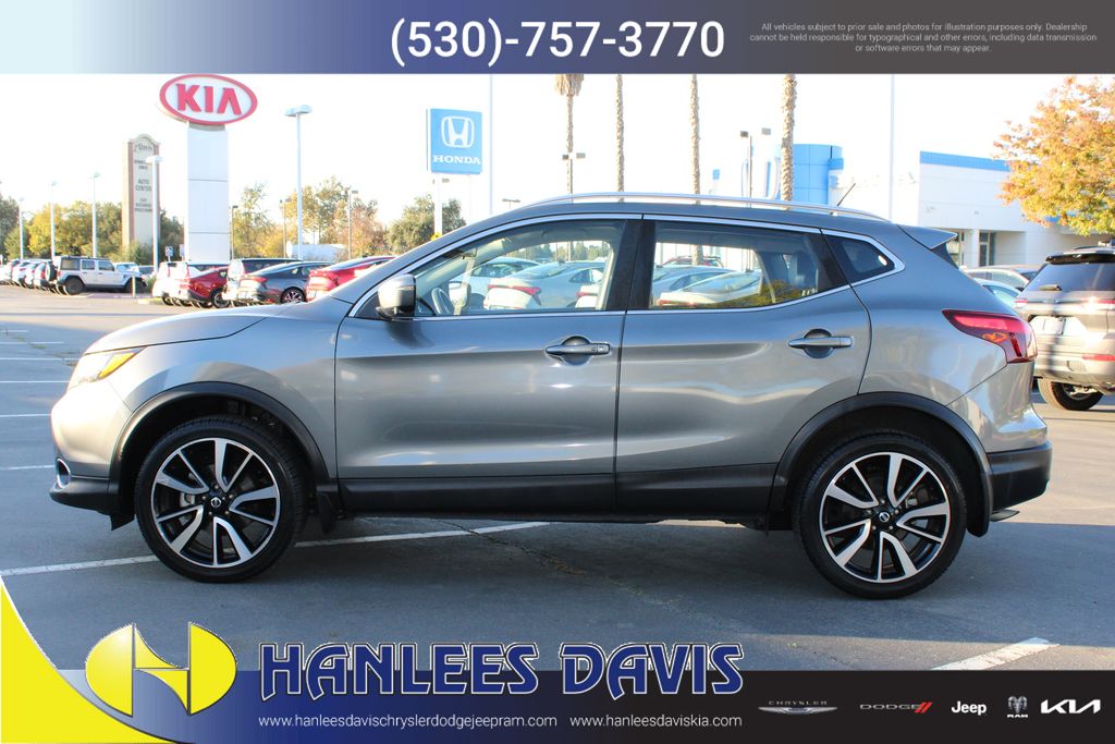 Used 2017 Nissan Rogue Sport SL with VIN JN1BJ1CP2HW008102 for sale in Davis, CA