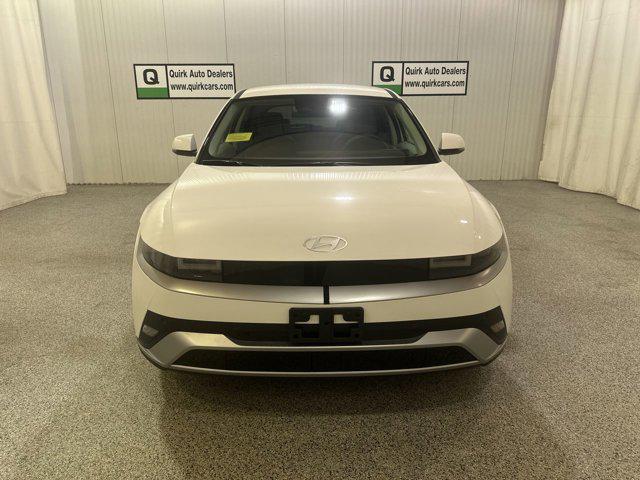 2026 Hyundai Ioniq 5 SEL photo 2