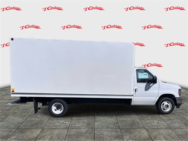 2026 Ford E-350 Base photo 2