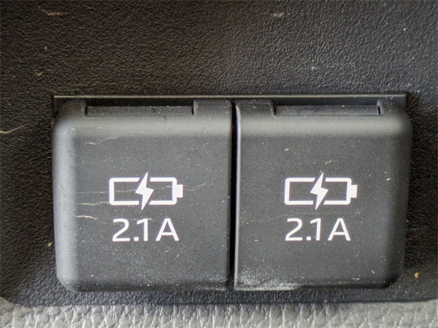 2021 Toyota RAV4 XLE photo 22