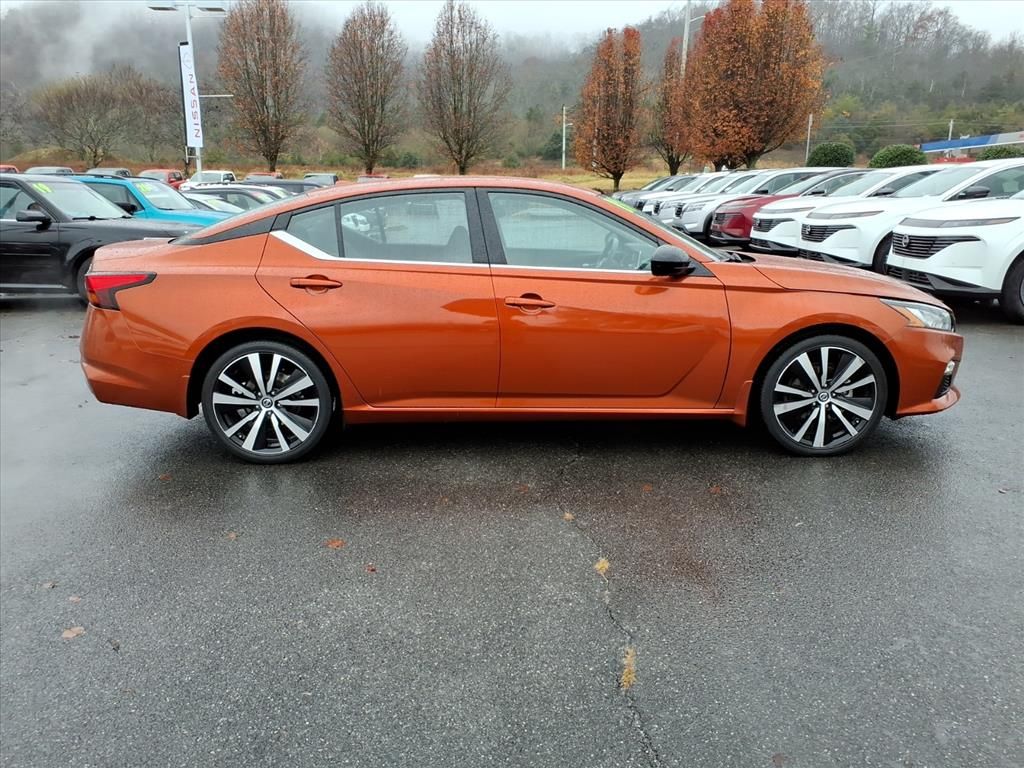 2021 Nissan Altima 2.5 SR photo 4