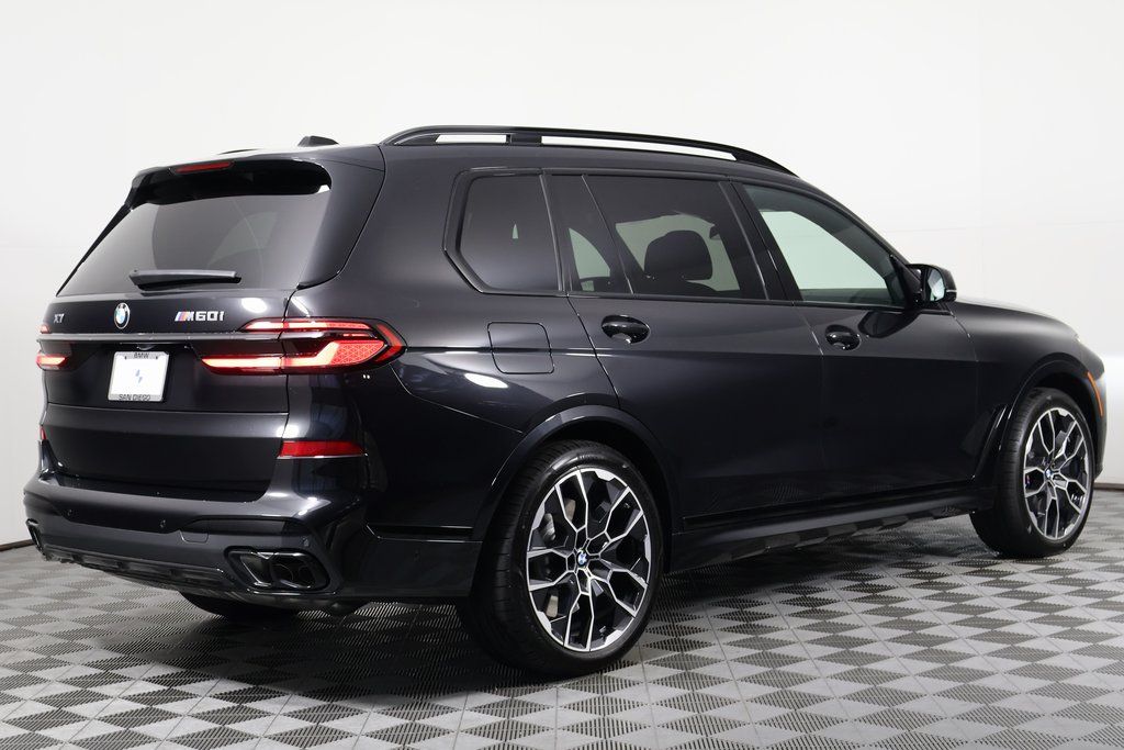 2026 Bmw X7 M60i photo 2