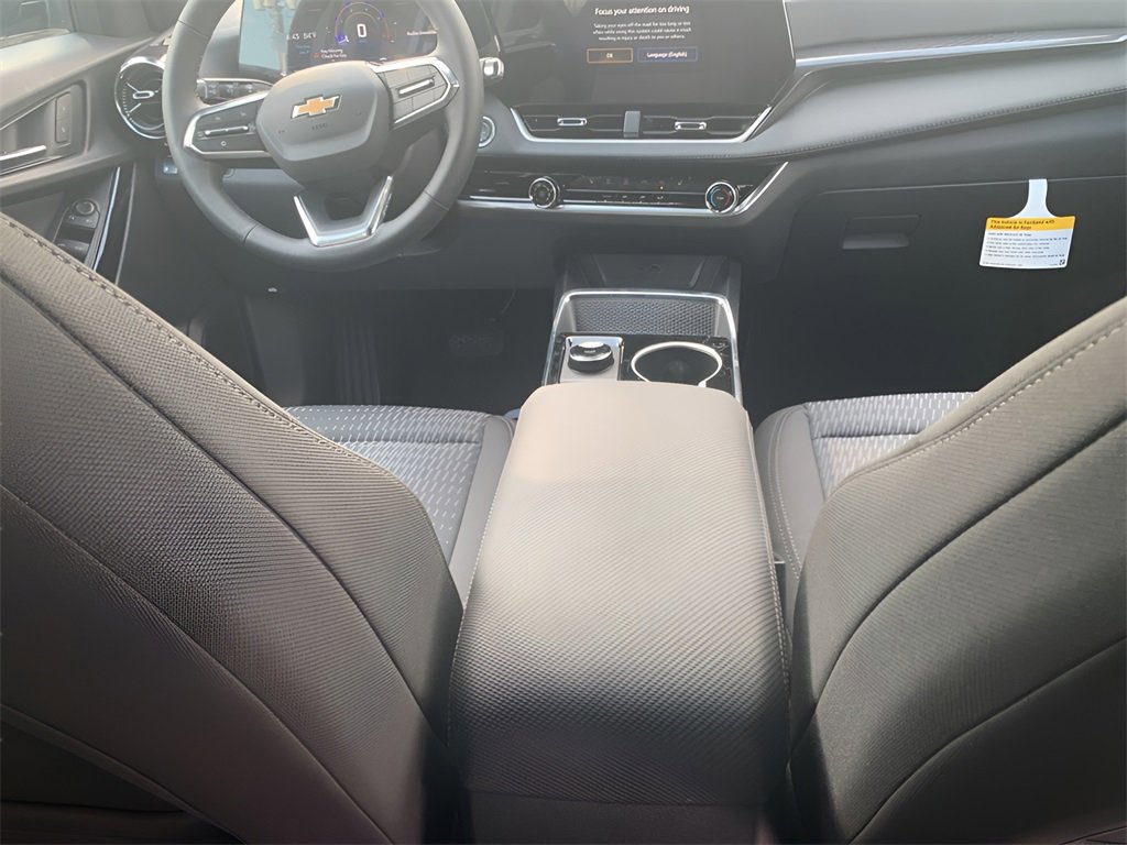 2026 Chevrolet Equinox LT photo 16