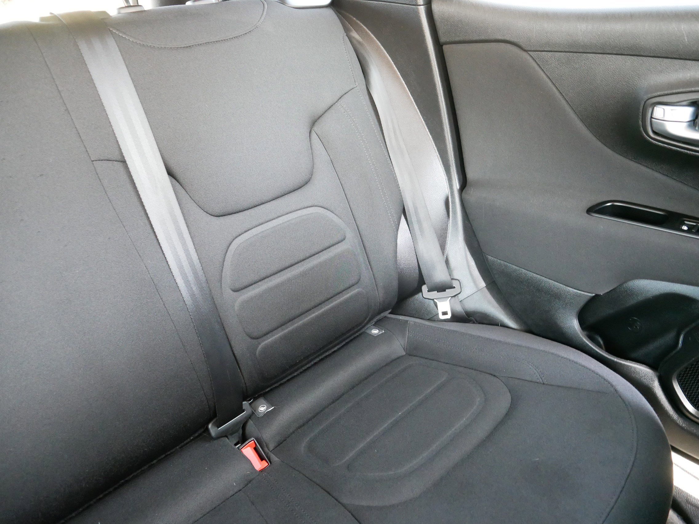 2019 Jeep Renegade Latitude photo 13