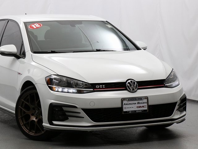 2018 Volkswagen Golf GTI S photo 2
