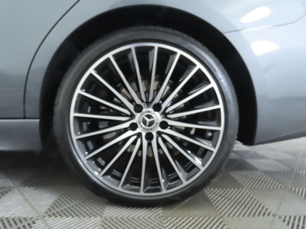 2025 Mercedes Benz C 300 photo 30