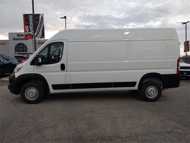 2026 Ram ProMaster 2500 photo 4