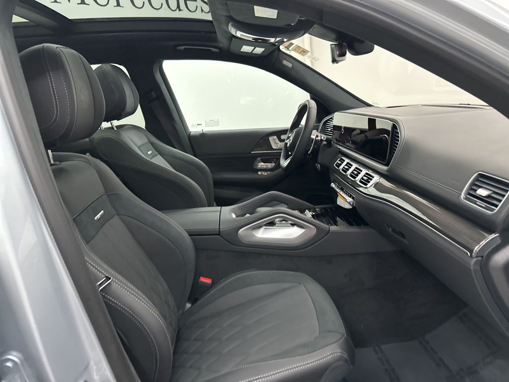 2026 Mercedes Benz GLS AMG 63 4MATIC photo 25