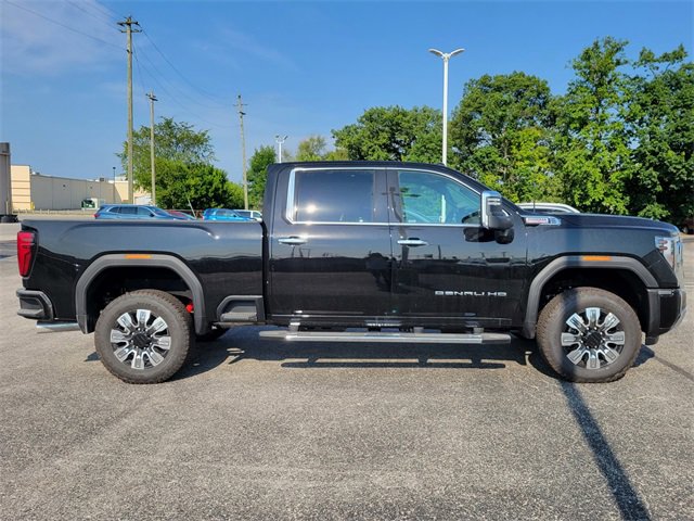 2025 Gmc Sierra 3500 HD Denali photo 2