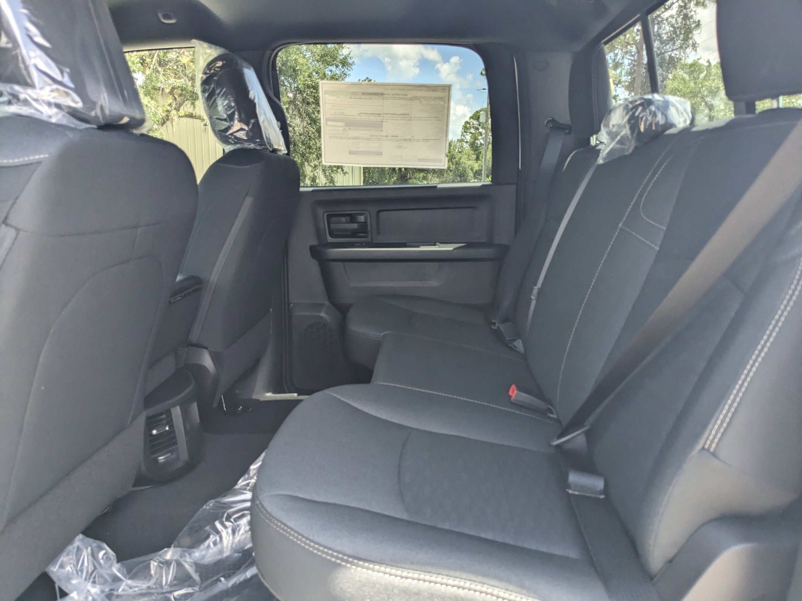 2025 Ram 2500 Tradesman photo 11