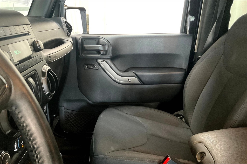 2018 Jeep Wrangler Sport photo 20