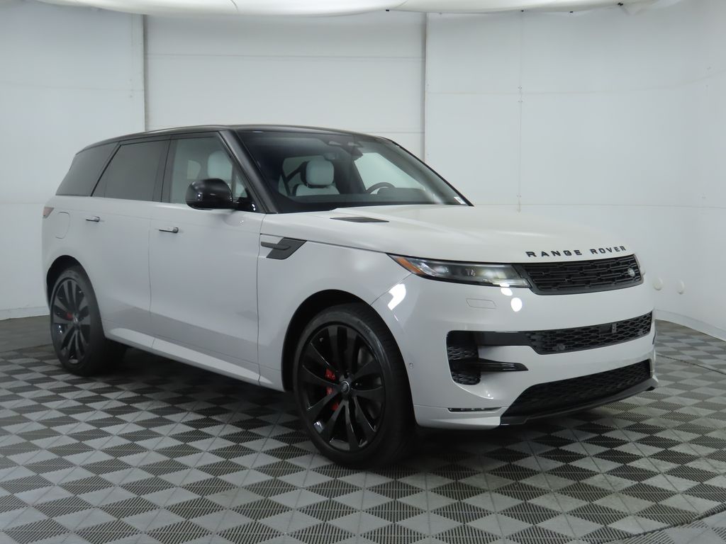 2025 Land Rover Range Rover Sport SE photo 3