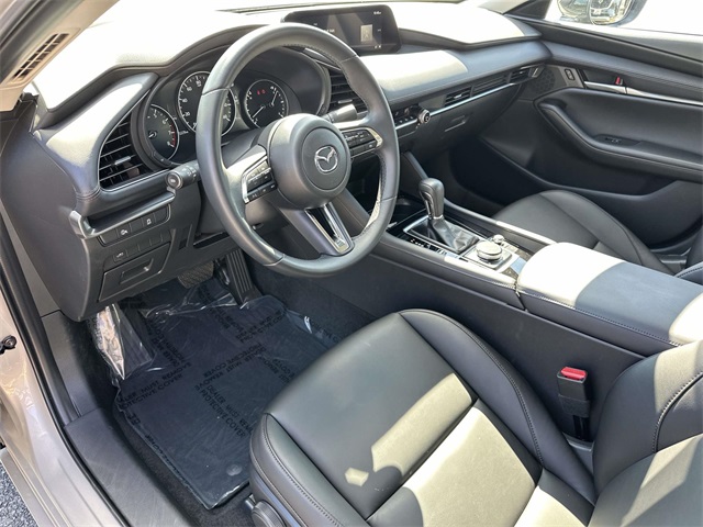 2025 Mazda Mazda3 2.5 Select Sport photo 2