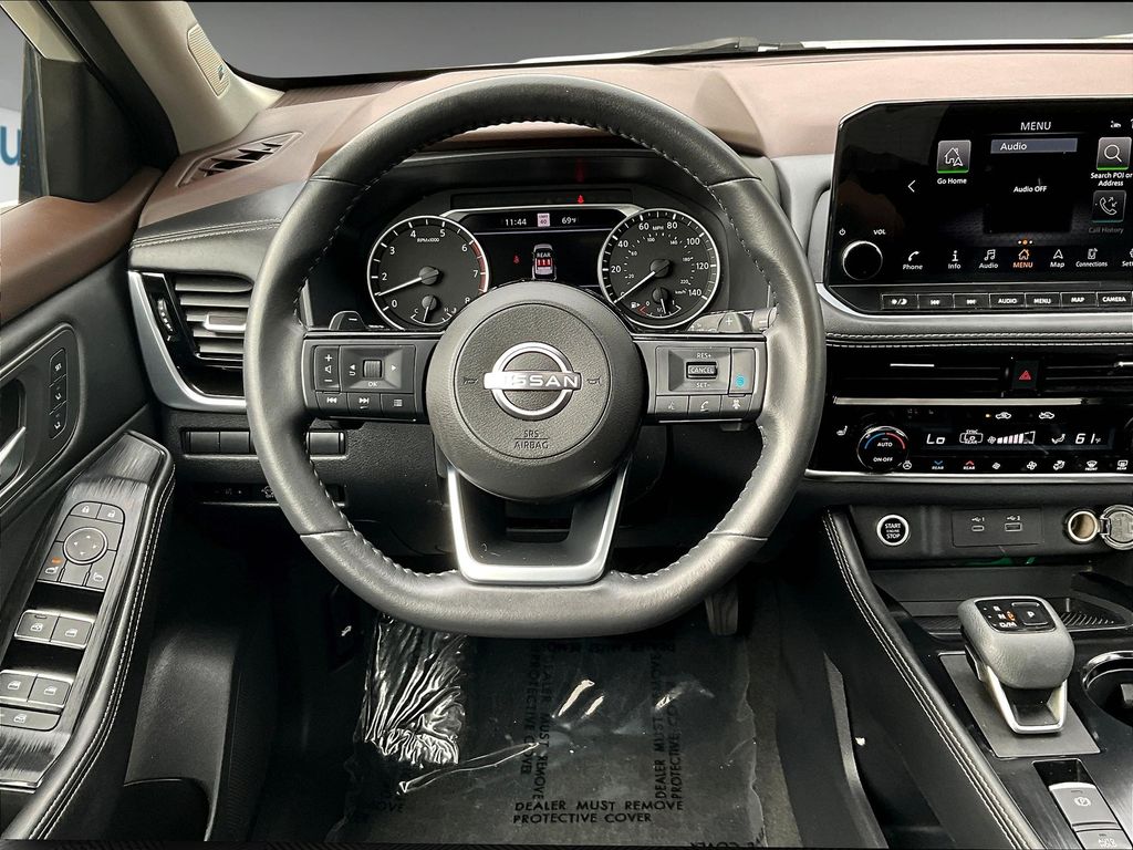 2023 Nissan Rogue SL photo 18