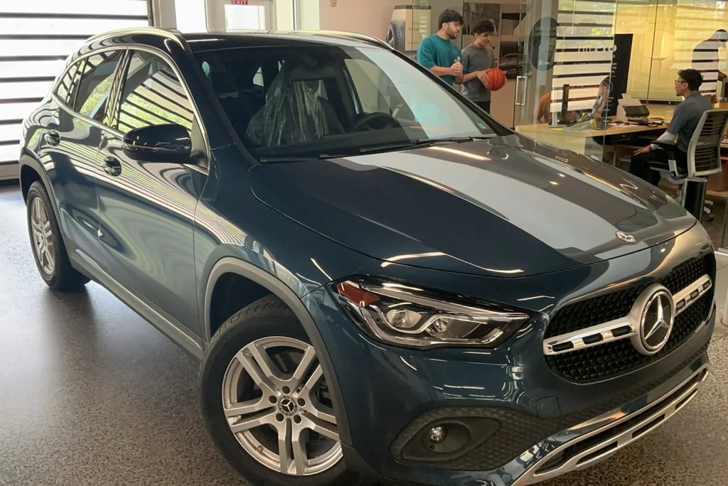 2023 Mercedes-Benz GLA Base's photo