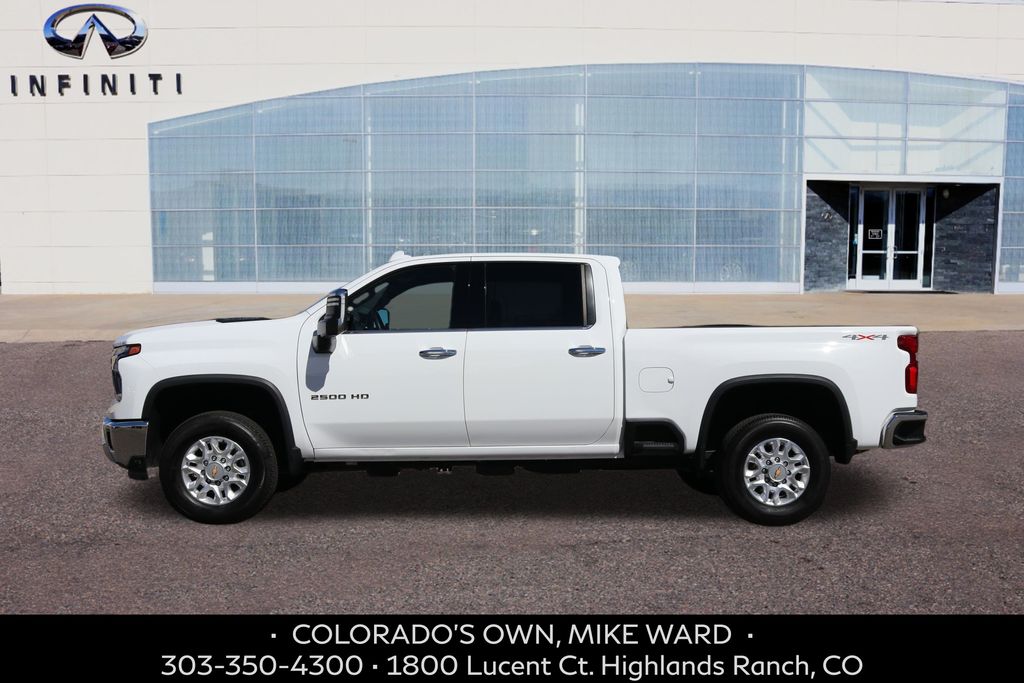 2024 Chevrolet Silverado 2500HD LTZ photo 2