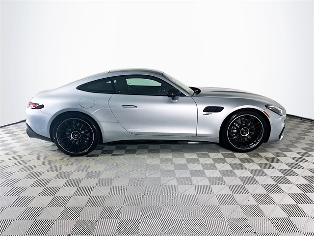 2026 Mercedes Benz AMG GT photo 8