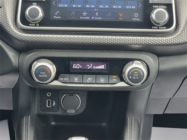 2019 Nissan Kicks SV photo 21
