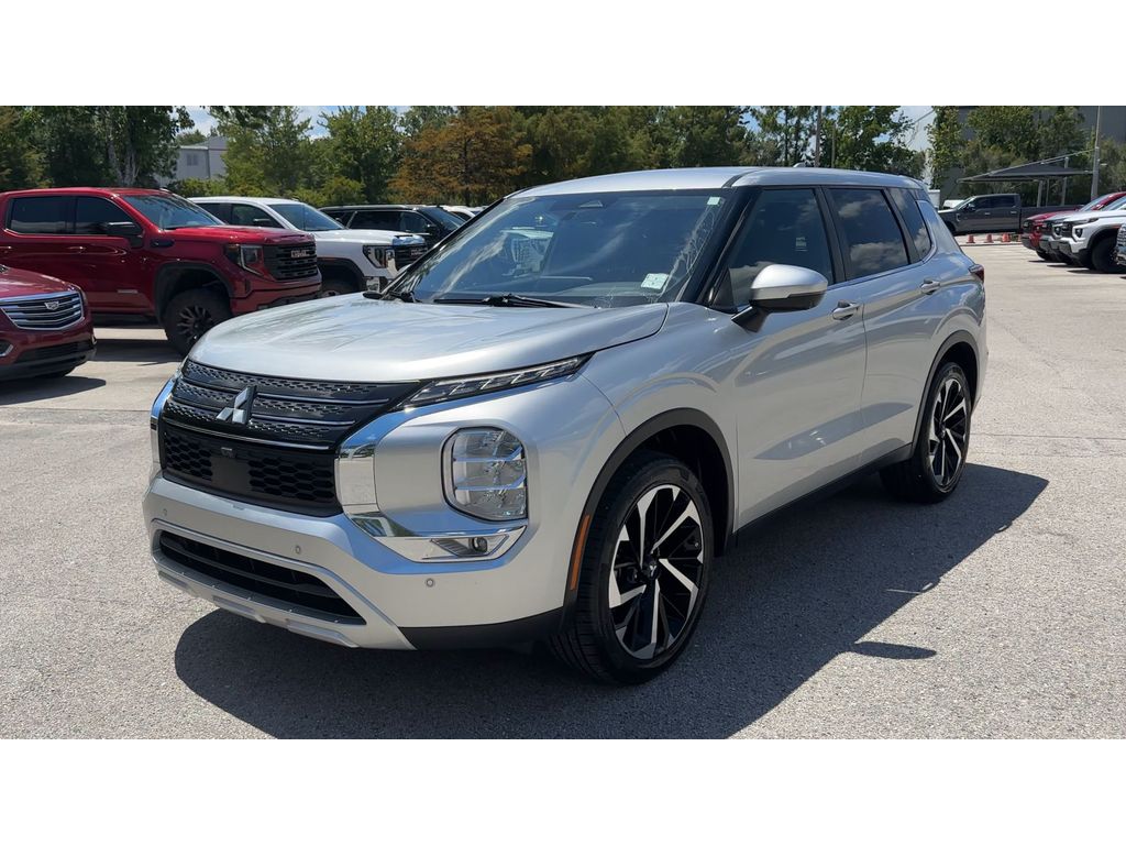 2022 Mitsubishi Outlander SE 2.5 photo 4