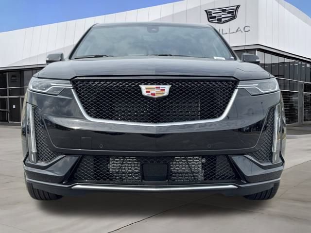 2025 Cadillac XT6 Sport photo 4