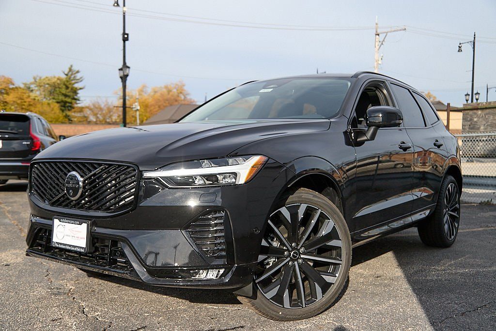 2026 VOLVO XC60 - Image 26