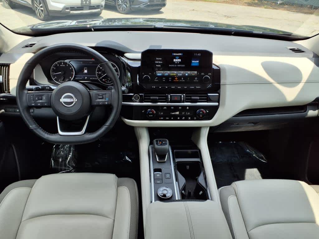 2023 Nissan Pathfinder SL photo 14