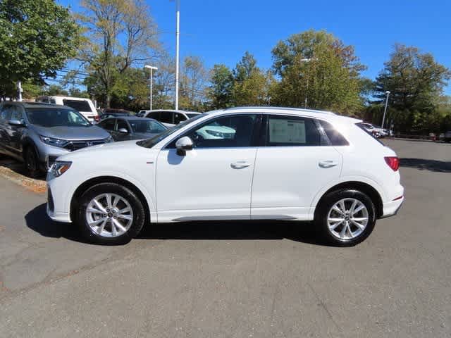 2023 Audi Q3 45 TFSI S line Premium photo 3