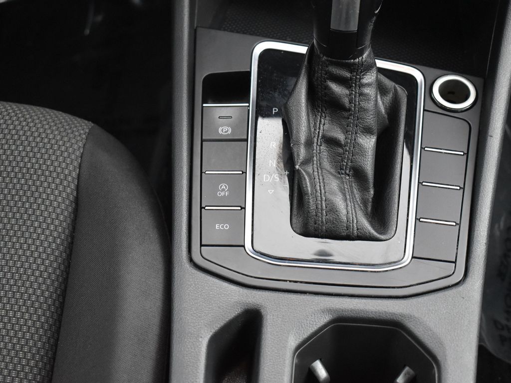 2019 Volkswagen Jetta 1.4T S photo 17