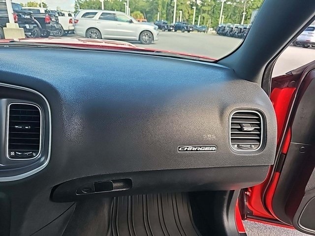 2022 Dodge Charger R/T photo 7