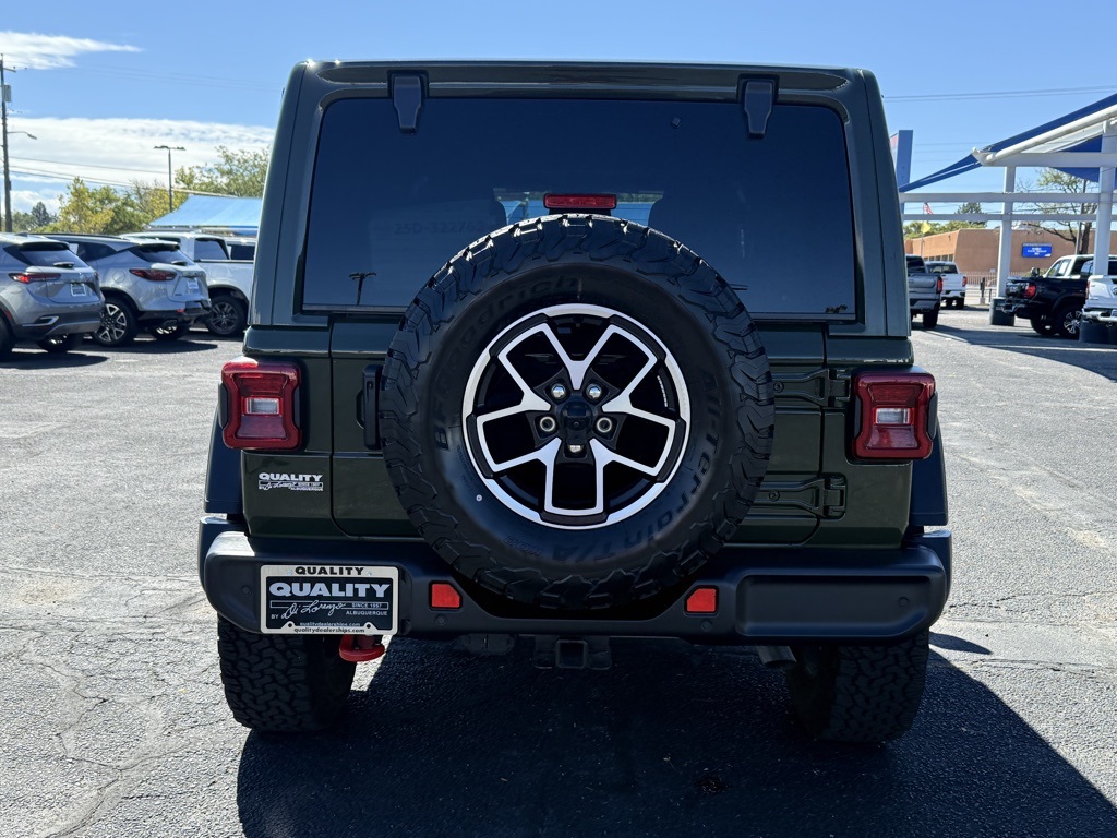 2024 Jeep Wrangler Rubicon photo 6