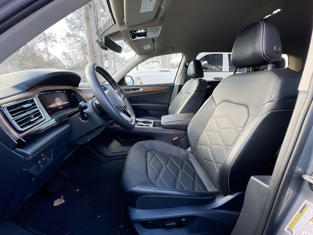 2024 Volkswagen Atlas SE photo 4