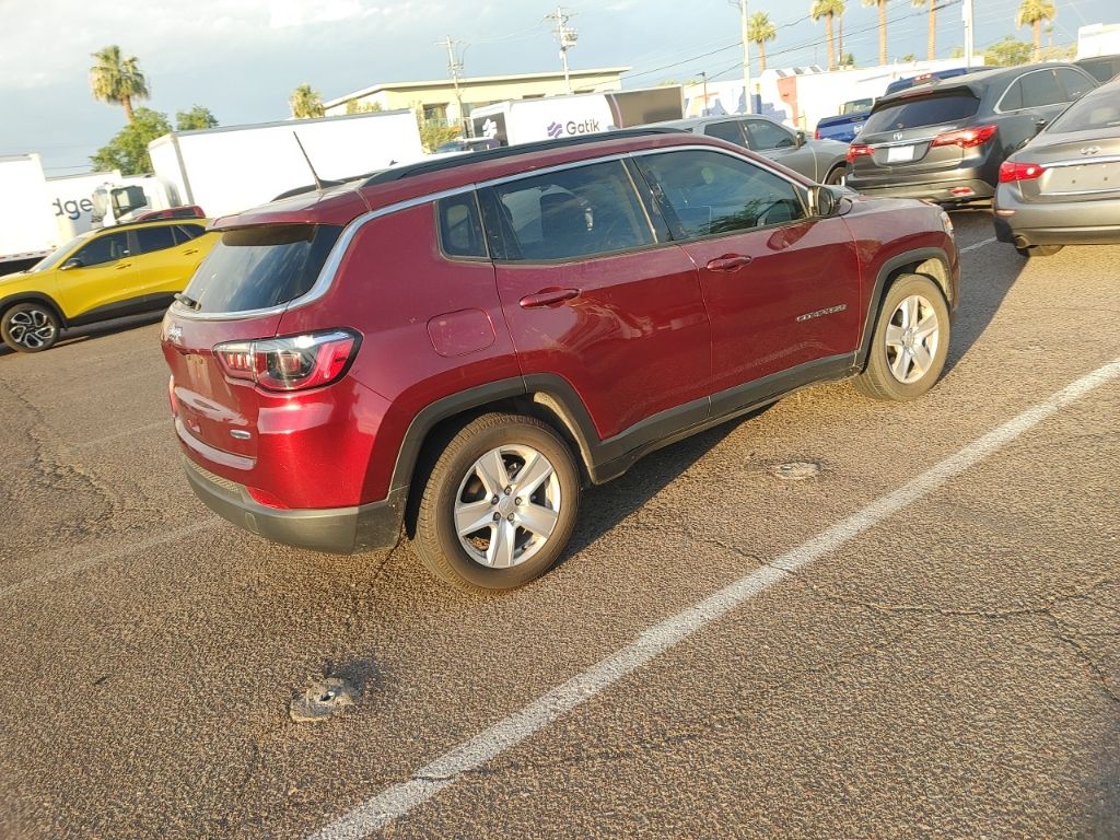 2022 Jeep Compass Latitude photo 6