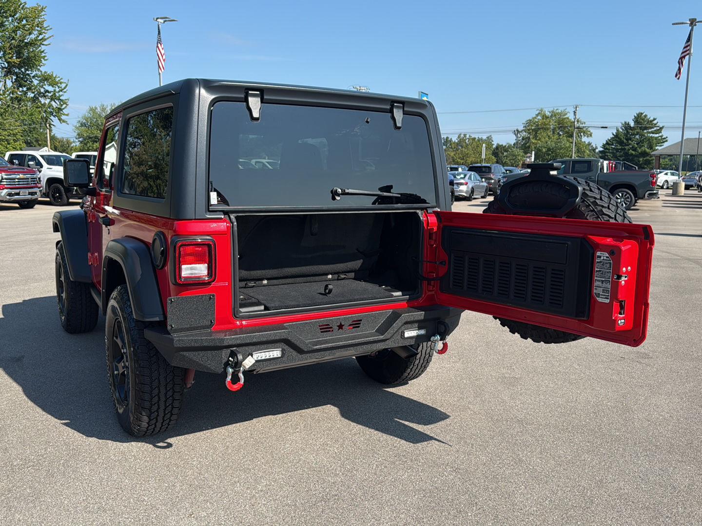 2021 Jeep Wrangler Willys photo 9