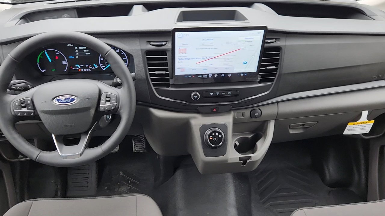 2025 Ford Transit photo 17